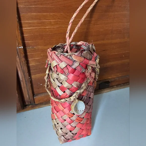 Handwoven Vintage New Zealand Flax Multicolor Wine Holder Bag - Picture 2 of 6